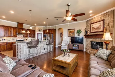902 Saint Matthew Circle, Royse City, TX 75189 - Photo 3