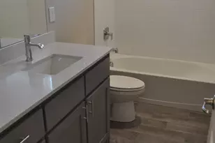 303 Ferriday St, Glenn Heights, TX 75154 - Photo 3