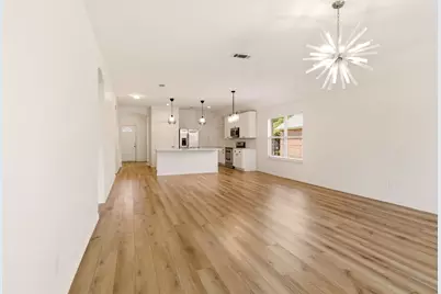 2201 Willow Creek Drive, Little Elm, TX 75068 - Photo 9