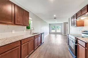 6437 Leana Ave, Dallas, TX 75241 - Photo 13