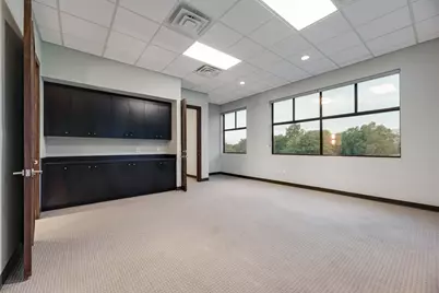 5052 Tennyson Parkway #100, Plano, TX 75024 - Photo 13