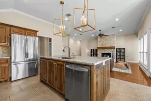 213 Desert Sky Rd, Waco, TX 76657 - Photo 9