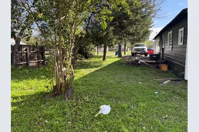 813 S Smith Street, Ennis, TX 75119 - Photo 29