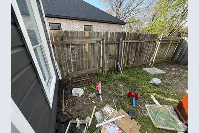 813 S Smith Street, Ennis, TX 75119 - Photo 25