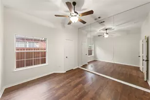 8513 Mill Creek Rd, Irving, TX 75063 - Photo 11