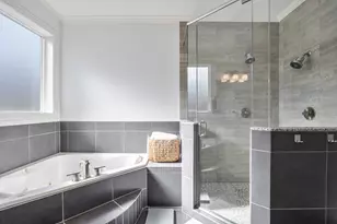 2623 N Garrett Ave, Dallas, TX 75206 - Photo 13