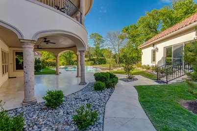 8600 Riviera Court, Flower Mound, TX 75022 - Photo 31