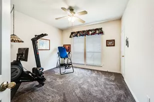 8421 Parkdale Dr, North Richland Hills, TX 76182 - Photo 17