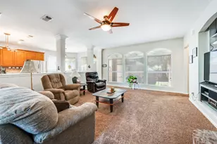 8421 Parkdale Dr, North Richland Hills, TX 76182 - Photo 9