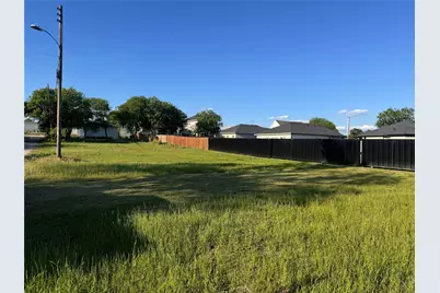 207 Pine Street, Hillsboro, TX 76645 - Photo 5