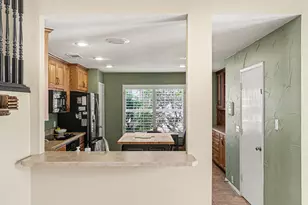 337 Touchdown Dr, Irving, TX 75063 - Photo 13