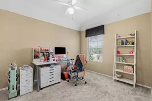 337 Touchdown Dr, Irving, TX 75063 - Photo 19