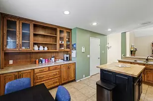 337 Touchdown Dr, Irving, TX 75063 - Photo 15