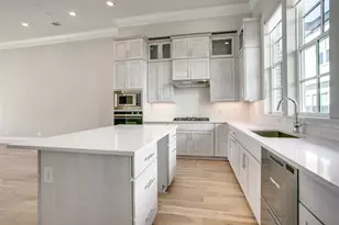 4645 New Water Ln, Dallas, TX 75219 - Photo 1