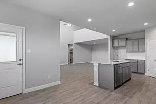 231 Sandstone Cir, Granbury, TX 76048 - Photo 7