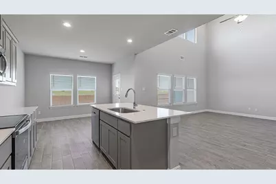 231 Sandstone Circle, Granbury, TX 76048 - Photo 5