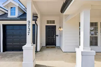 9737 Old Field Drive, McKinney, TX 75072 - Photo 5