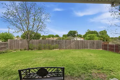 817 Huebner Way, Burleson, TX 76028 - Photo 31