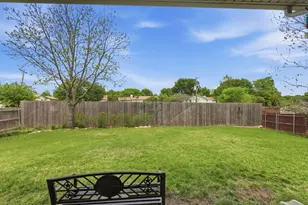 817 Huebner Way, Burleson, TX 76028 - Photo 31