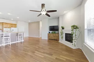 817 Huebner Way, Burleson, TX 76028 - Photo 19