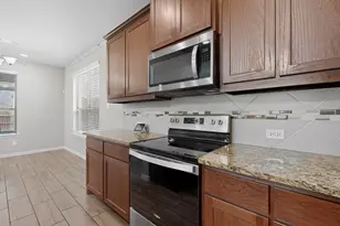 73 River Oaks Blvd, Waxahachie, TX 75165 - Photo 9