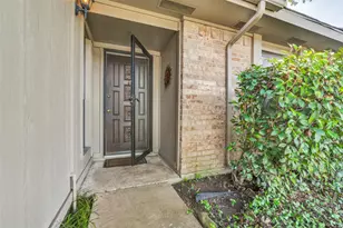 2304 Placid Dr, Carrollton, TX 75007 - Photo 3