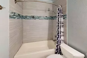 5503 Creek Valley Dr, Arlington, TX 76018 - Photo 13