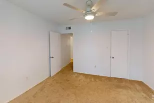 5503 Creek Valley Dr, Arlington, TX 76018 - Photo 11