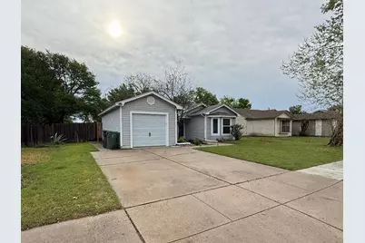 5503 Creek Valley Drive, Arlington, TX 76018 - Photo 3