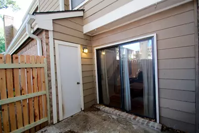 2121 Park Willow Lane #C, Arlington, TX 76011 - Photo 15