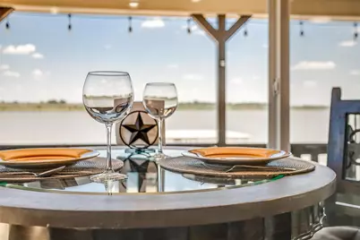 5901 Parkside Court, Granbury, TX 76048 - Photo 7