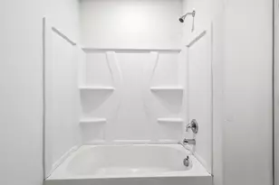 2604 Spring Time Dr, Ennis, TX 75119 - Photo 5