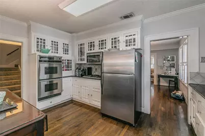 4700 Lafayette Avenue, Fort Worth, TX 76107 - Photo 17