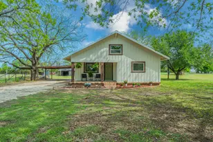 275 Belknap Cir, Newcastle, TX 76372 - Photo 3