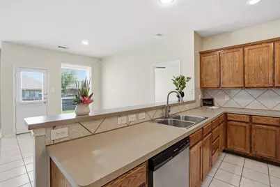 6361 Redeagle Creek Drive, Fort Worth, TX 76179 - Photo 17