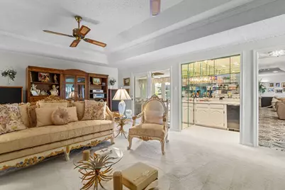 109 Oak Forest Trail, Euless, TX 76039 - Photo 9