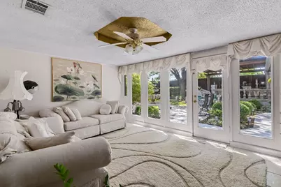 109 Oak Forest Trail, Euless, TX 76039 - Photo 17