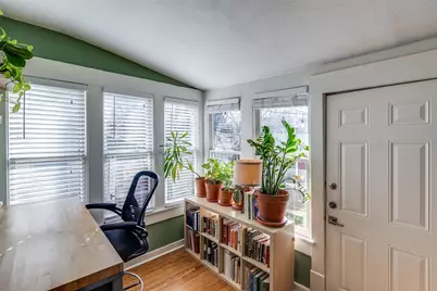 321 N Henderson Avenue, Dallas, TX 75214 - Photo 21