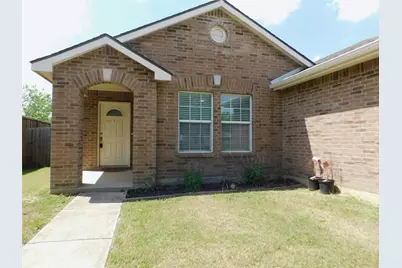 2905 Lipizzan Drive, Denton, TX 76210 - Photo 3