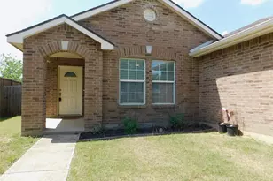 2905 Lipizzan Dr, Denton, TX 76210 - Photo 3