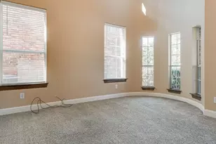 8394 Fullerton St, Lantana, TX 76226 - Photo 5