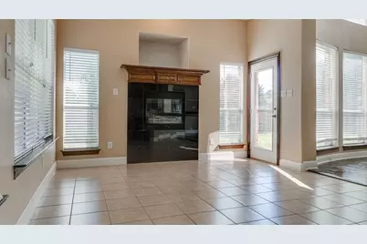 8394 Fullerton Street, Lantana, TX 76226 - Photo 15