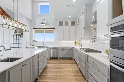 124 Mike Thornton Court, Weatherford, TX 76088 - Photo 9