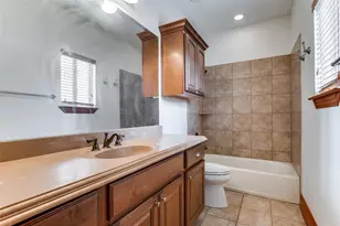 4617 Kaitlyn Ln, Grapevine, TX 76051 - Photo 15