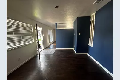 4111 Mehalia Drive, Dallas, TX 75241 - Photo 3