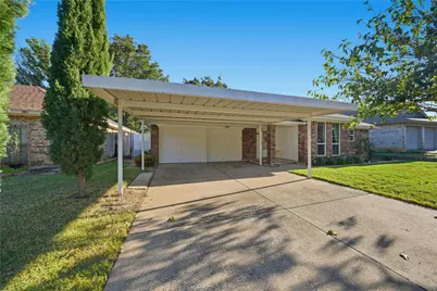 1129 W Hills Terrace, Saginaw, TX 76179 - Photo 13