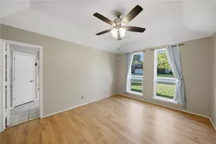 1129 W Hills Terrace, Saginaw, TX 76179 - Photo 9