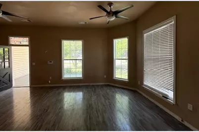 312 Poplar Street, Italy, TX 76651 - Photo 11