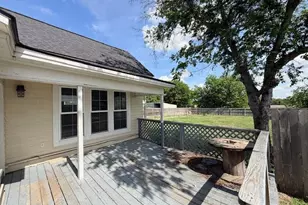 312 Poplar St, Italy, TX 76651 - Photo 13