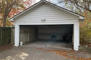 1303 W 3rd Ave, Corsicana, TX 75110 - Photo 21